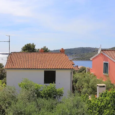 With Parking Space Kanica, - 19716 *