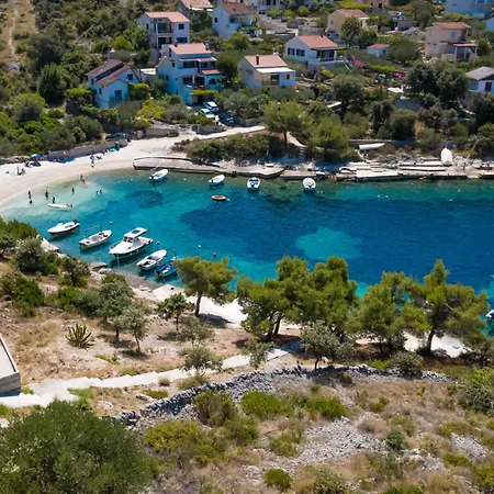 With Parking Space Kanica, - 19716 Apartamento *